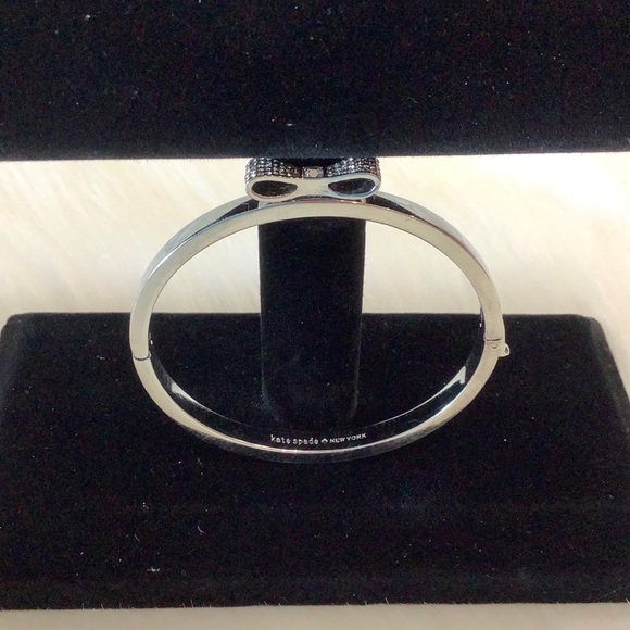 ♠️ KATE SPADE ♠️ Pave Bow Bangle - Picture 8 of 9